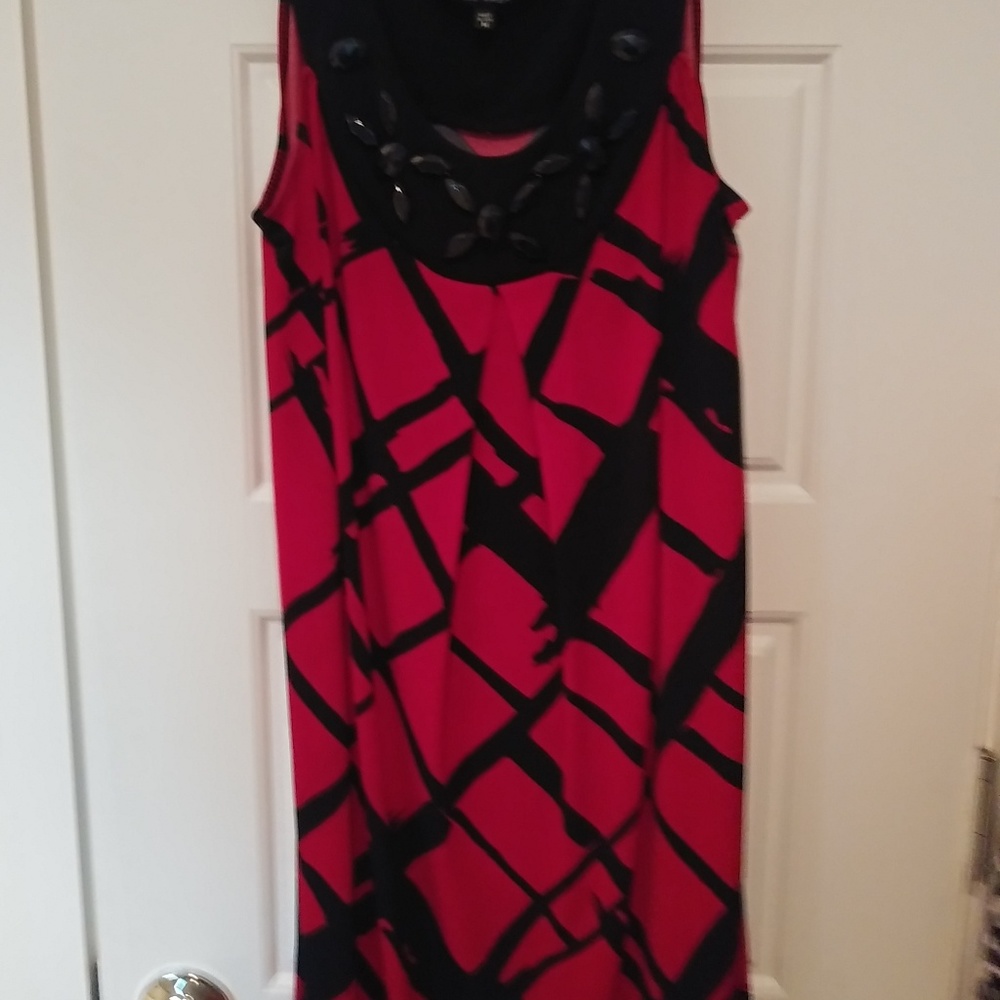 Ladies Dress - Picture 4 of 4
